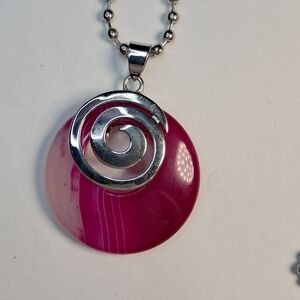 Circular & Pink Banded Agate Gemstone Necklace (Silvertone)